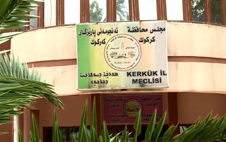 ئەندامێکی ئەنجوومەنی کەرکووک: کار بۆ گۆڕینی دابەشکردنی دامەزراندنی گرێبەستەکان دەکەین